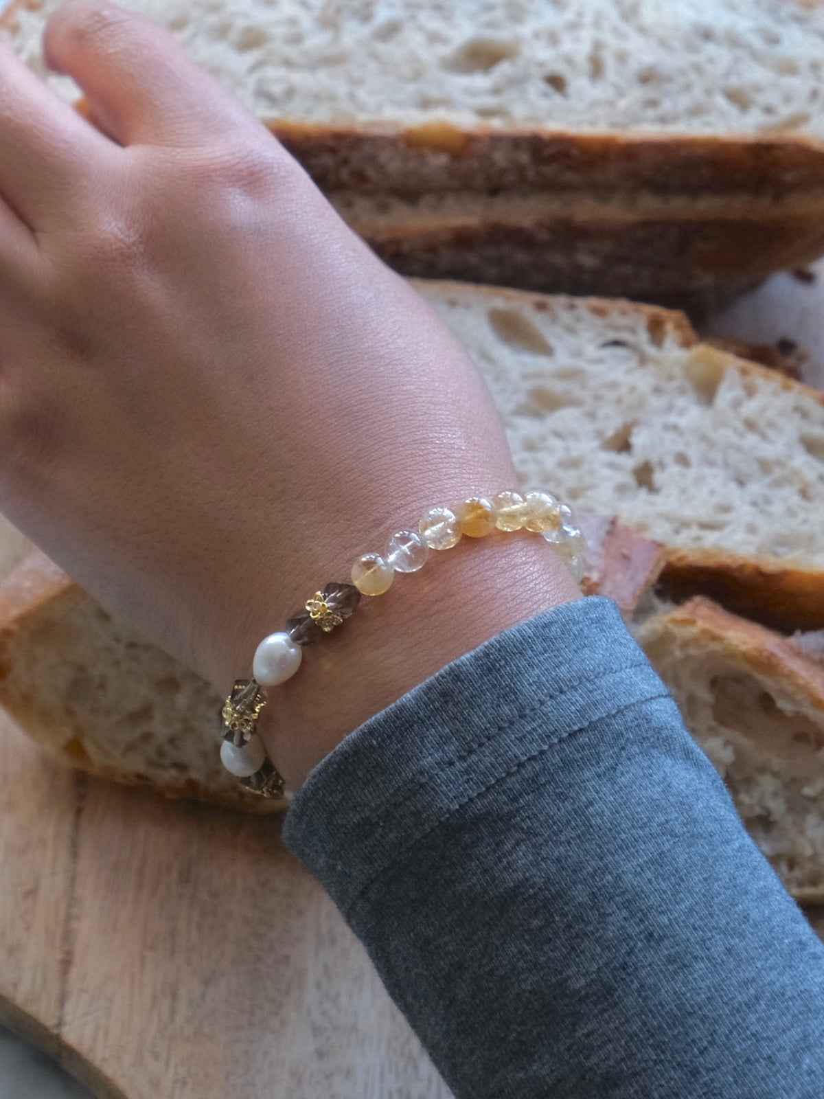 Apricus Bracelet - Yellow Phantom Quartz & Freshwater Pearl