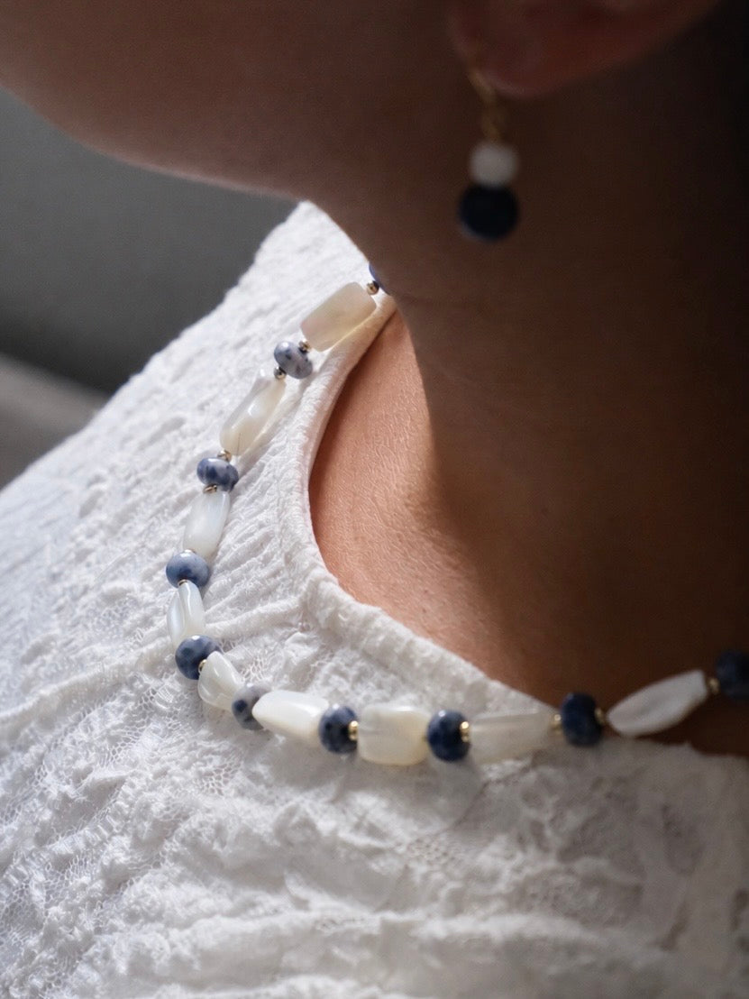 Skärgård Necklace - Blue Lace Agate & Mother of Pearl